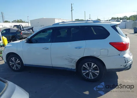 2017 Nissan Pathfinder Sv z USA, uszkodzony, nr VIN 5N1DR2MN5HC646844